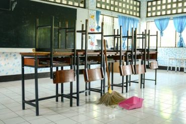 شركة تنظيف مدارس بللسمر خصم 25 % 0531846508